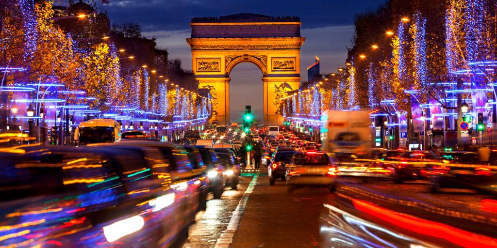 things to do in paris at night