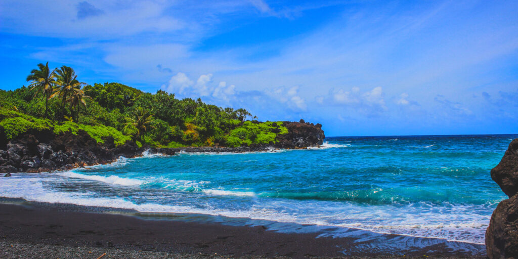 black sand beaches in maui